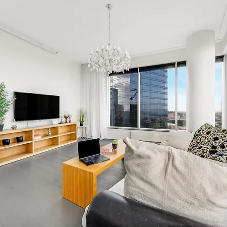 Skyresidence Luxury With Amazing Panoram View 아파트 *
